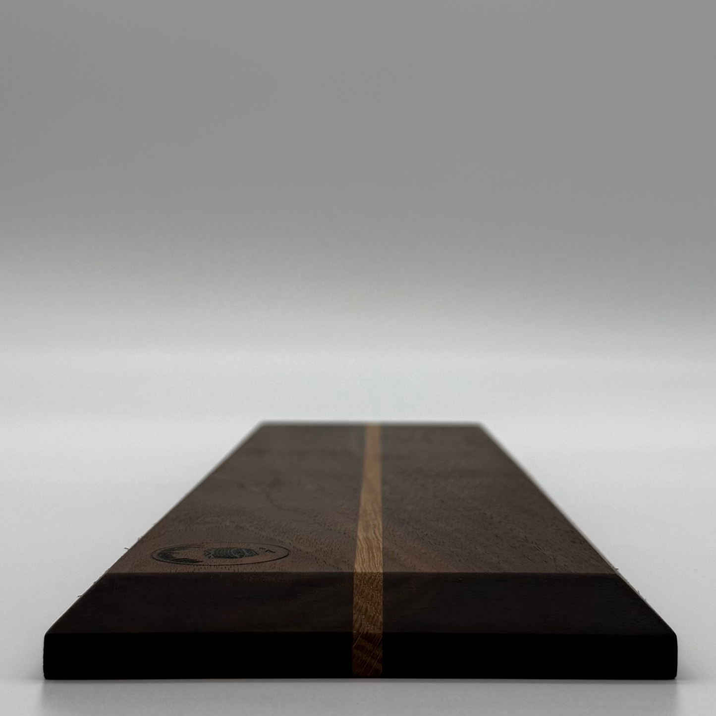 Framreiðslubretti úr Hnotu og Eik