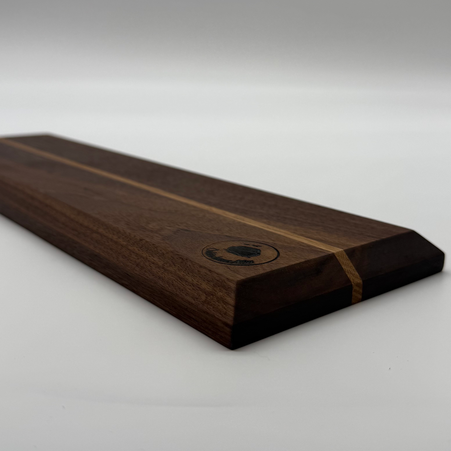 Framreiðslubretti úr Hnotu og Eik